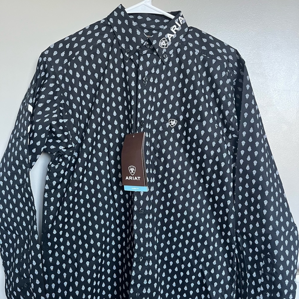 ARIAT LONGSLEEVE